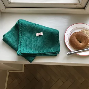 Grüner Strickschal für Damen, gemütlicher Winter warmer dicker einfarbiger Halstuch Schal.
