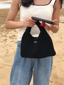 Einfarbige schwarze Strick-Dumpling Handtasche, lässige minimalistische Hobo Tasche Damen.