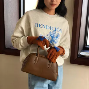 Herbst Winter warme Strickhandschuhe für Damen, gemütliche und modische Winteraccessoires.
