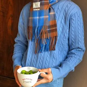 Gemütlicher Herbst Winter Wollschal für Damen und Herren, kariertes Design, warmer Hals.