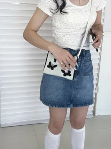Borsa a tracolla in maglia stile coreano da donna, motivo farfalla nero e bianco borsa casual.