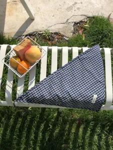 Blau-weiss kariertes dreieckiges Kopftuch Mode Outdoor Picknick Haarband Sonnenschutz