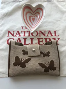 Borsa a tracolla in maglia con motivo a farfalla marrone, borsa casual autunnale da donna.