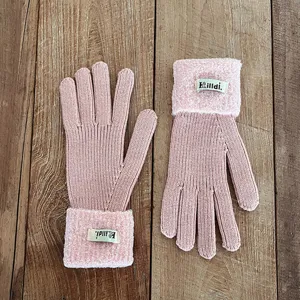 Dames winter warme gebreide handschoenen effen kleur pluche manchet roze handschoenen mode accessoires