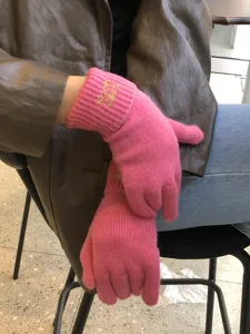 Pink knit touchscreen winter gloves for women, warm five-finger wool gloves with embroidery.