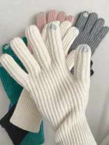 Gestrickte Touchscreen-Handschuhe für den Winter, warme Fünffinger-Handschuhe in vielen Farben.