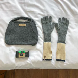 Grey knit handbag and long color block gloves set, soft wool blend winter warm accessory.
