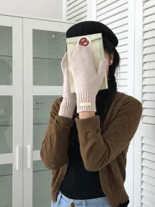 Cómodas y cálidas manoplas de invierno rosas de lana para mujeres, guantes de punto liso.