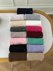 Einfarbiger Kaschmir Winterschal für Damen und Herren, warme Strickkragen Details.