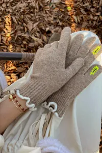 Autumn winter knit gloves with touch screen fingers, cozy wool blend and cute ruffle cuffs.