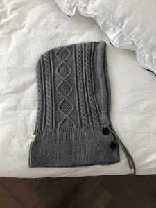 Grey knitted balaclava hood scarf winter warm fleece-lined button drawstring headwear for women