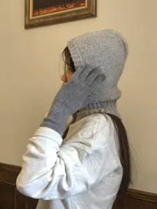 Conjunto de capucha de punto gris y guantes largos, accesorios de invierno de mezcla de lana cálidos.