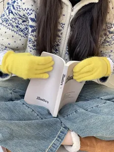Gants tricotés longs jaunes vifs pour femmes d'hiver, gants chauds à écran tactile en poil de lapin.