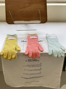 Gants longs tricotés d'hiver douillets en poils de lapin doux, couleurs bonbon tactiles.