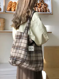 Winter plaid wool tote bag large capacity casual shoulder bag Japanese style retro handbag