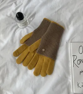 Cozy color block knit gloves for women and men, warm touchscreen long gloves for autumn and winter.