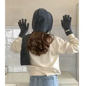 Conjunto de guantes de lana cálida de invierno para mujer, guantes de punto lisos, gorro y bufanda.