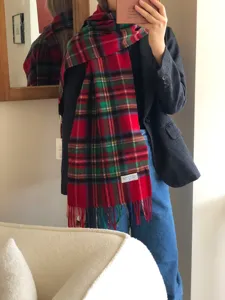 Écharpe classique à carreaux rouges en laine pour femmes et hommes, châle d'hiver chaud.