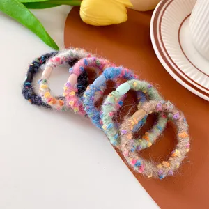 Chouchous en peluche doux pour les femmes, accessoires de coiffure tendance pour automne et hiver.
