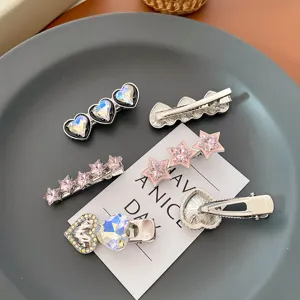 Ensemble de pinces à cheveux cœur et étoile en strass élégants accessoires pour femmes