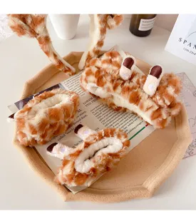 Ensemble bandeau et poignets en peluche girafe pour femme, manchons absorbants de lavage doux.