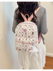 Zaino kawaii giapponese da donna, borsa scolastica con stampa di orsetto e fragola.