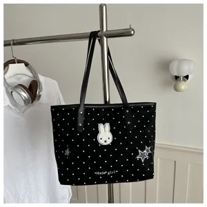 Sac cabas noir en toile à pois avec patch de lapin et sac bandoulière décontracté