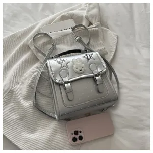 Mini sac à dos argenté avec joli patch de lapin et broderie d'étoiles, sac décontracté chic.