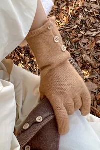 Guantes de punto de invierno cálidos para mujer con botones, equipo grueso contra frío.