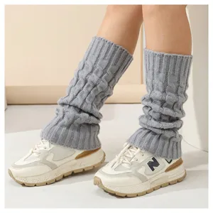Graue Zopfmuster Beinstulpen für Damen, kuschelige Winter Strick Stulpen und Boot Cuffs.