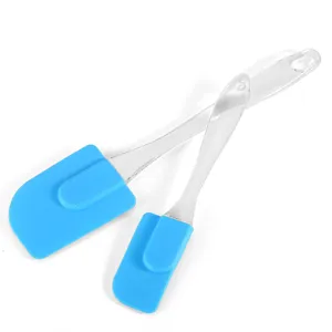Silicone spatula set with clear handle for baking cake cream and jam. Essential tool.