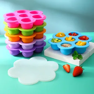 Stampo impilabile per congelatore di cibo per neonati in silicone a fiore a 7 fori