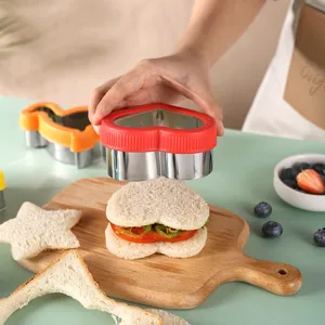 Stainless Steel Sandwich Cutter Mold Set Cartoon Shape Cookie Baking Mold With Hand Guard For Bread Fruit
