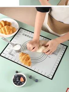 Tapete de silicona para hornear con escala y medidas para la repostería y cocina.
