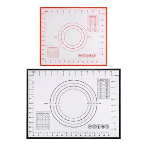 Tapete de reposteria de silicona con escalas de medida y tablas de conversion para cocina.