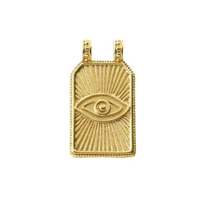 Colgante de ojo místico dorado, diseño detallado de rayos de sol, accesorio de joyería.