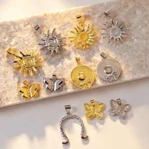 Metall DIY Schmuck Anhänger Set mit Sonne, Schmetterling und Hut Charms in Gold und Silber.