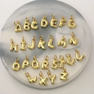 Goldene aufgeblasene Buchstaben Anhänger, 26 Buchstaben DIY Schmuck für Kette Armband.