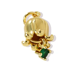 Detailed close-up of the exquisite 18K gold-plated flower pendant featuring green zircon.