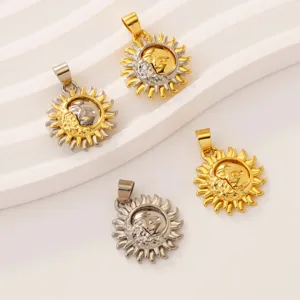 Pendentif visage de soleil en laiton charme pour collier bracelet DIY vue détaillée.