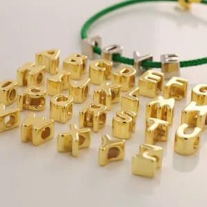 Cuentas de letras del alfabeto doradas y plateadas kit accesorios pulsera DIY.