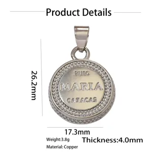 Messing munt hanger detail met Maria letter, vintage ontwerp, compacte afmetingen en gewicht.