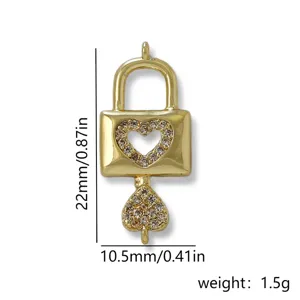 Gouden koperen zirkonia hangslot sleutel hanger detail hart uitsnede DIY sieraden stuk.