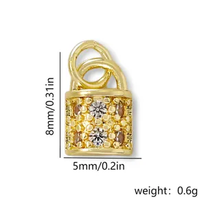 Kleine gouden hangslot bedel hanger koper met zirkonia DIY sieraden accessoire.