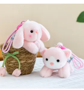 Süße rosa Plüsch Hase und Katze Schlüsselanhänger mit Band, weiche Stofftier Hänge-Dekoration.
