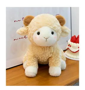 Süßes Plüschschaf Kuscheltier Detailansicht, weiche flauschige Stofftier Puppe für Kinder.