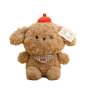 Süßes braunes Plüschhund Stofftier mit rotem Beret und Lätzchen, weiche Kuschelpuppe Deko.