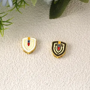 Squisito ciondolo per gioielli DIY a forma di scudo in rame per collana e braccialetto fatti a mano.