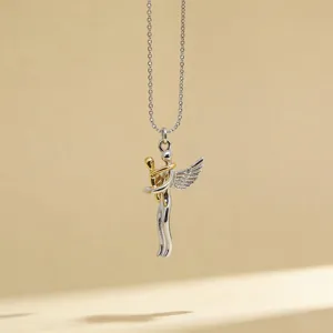 Two-tone embracing figures pendant necklace minimalist style elegant clavicle chain daily wear