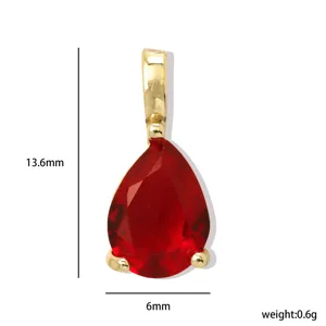 Grazioso ciondolo con pietra preziosa rossa a goccia placcato in oro giallo per donna.
